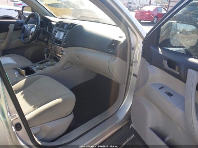 2013 TOYOTA HIGHLANDER 5TDZA3EH8DS046148 Photo 4