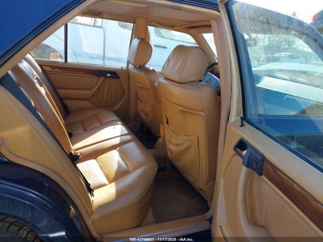1991 MERCEDES-BENZ 300 WDBEA30D2MB400741 Photo 7