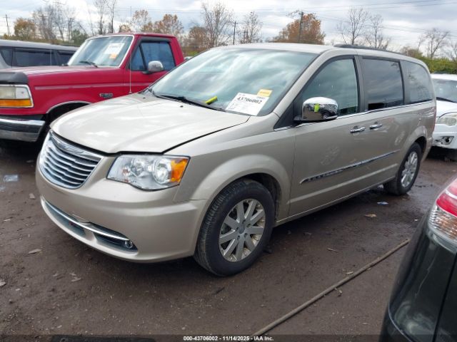 2014 CHRYSLER TOWN & COUNTRY 2C4RC1CG5ER279875 Photo 1