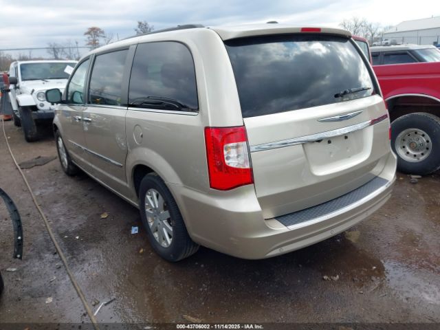 2014 CHRYSLER TOWN & COUNTRY 2C4RC1CG5ER279875 Photo 2