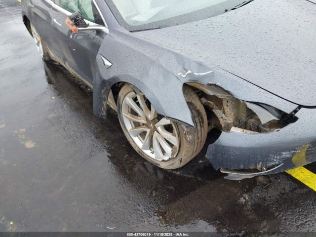 2019 TESLA MODEL 3 5YJ3E1EB1KF195724 Photo 5