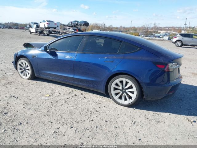 2022 TESLA MODEL 3 5YJ3E1EA8NF189639 Photo 2