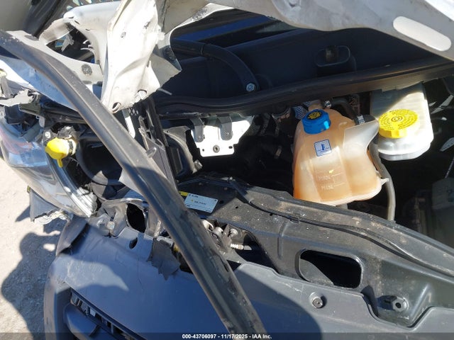 2018 RAM PROMASTER 2500 3C6TRVDG8JE145889 Photo 9