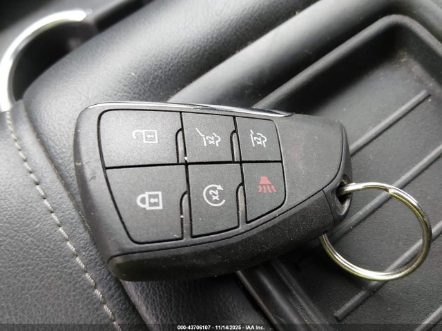 43706107 :رقم المزاد ، 1GNSKPKD8PR214999 vin ، 2023 Chevrolet Tahoe 4wd Z71 مزاد بيع