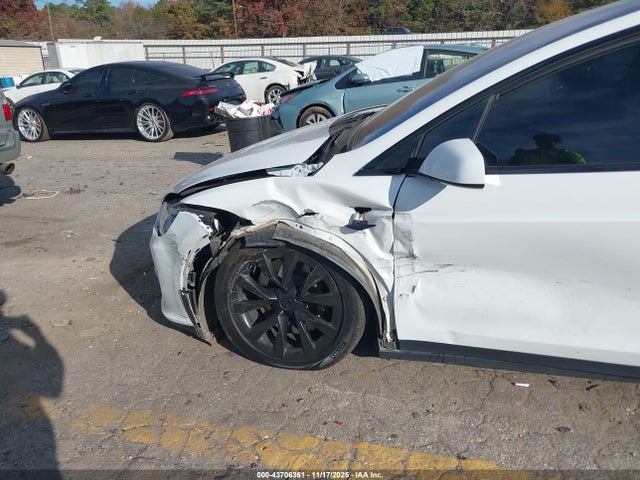 2023 TESLA MODEL X 7SAXCBE56PF365514 Photo 5