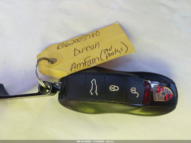 2018 PORSCHE CAYENNE WP1AA2A20JKA04860 Photo 10