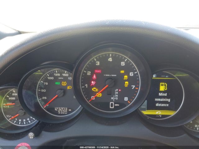 2018 PORSCHE CAYENNE WP1AA2A20JKA04860 Photo 6