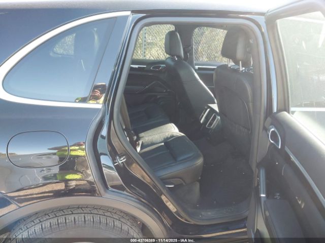 2018 PORSCHE CAYENNE WP1AA2A20JKA04860 Photo 7