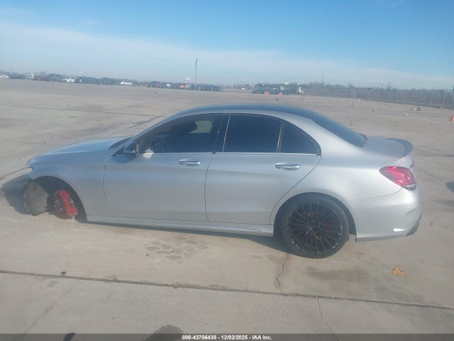 Aukcja sprzedaży 2019 Mercedes-benz C 300 4matic, vin: 55SWF8EBXKU320883, numer aukcji: 43706438