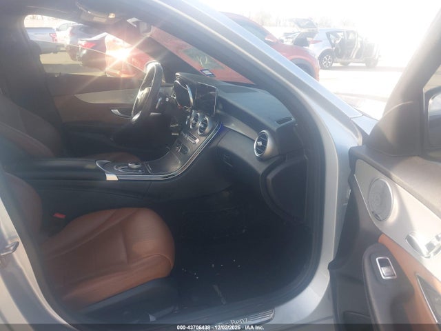 2019 MERCEDES-BENZ C 300 55SWF8EBXKU320883 Photo 4