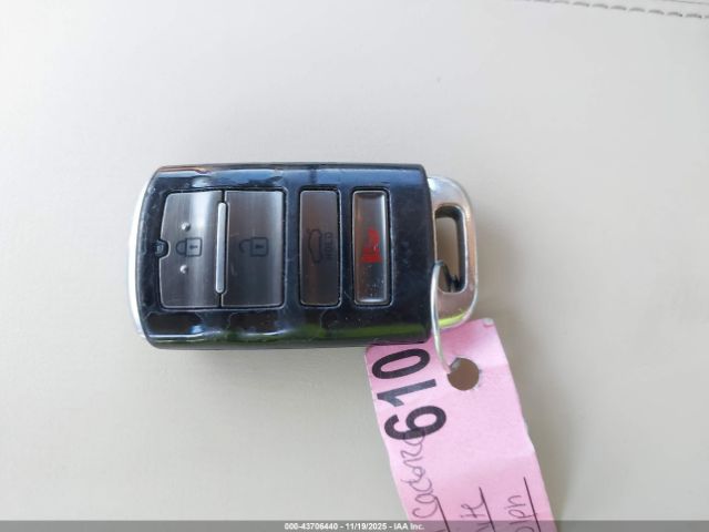 2017 KIA CADENZA KNALC4J10H5062867 Photo 10