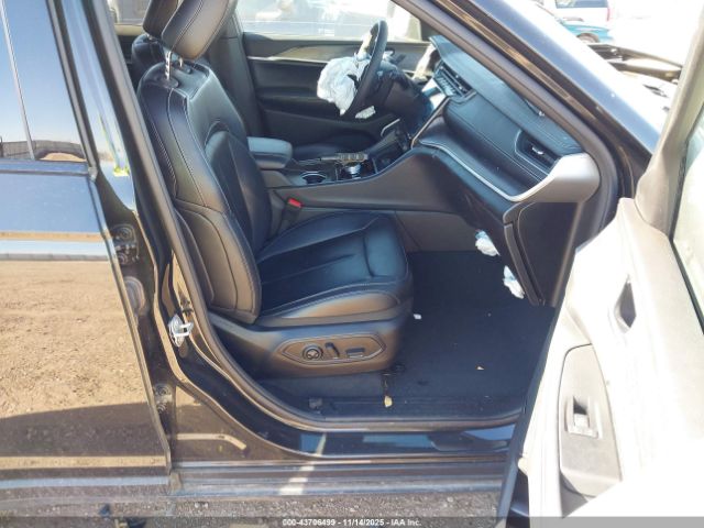 2024 JEEP GRAND CHEROKEE 4XE 1C4RJYB64R8518776 Photo 4