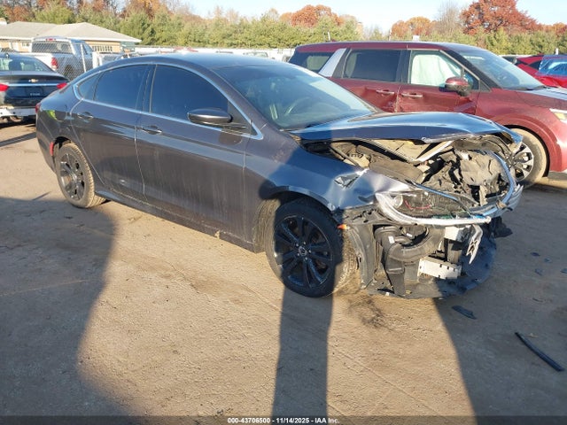 2015 Chrysler 200 Limited მანქანა იყიდება აუქციონზე, vin: 1C3CCCAB4FN751642, აუქციონის ნომერი: 43706500