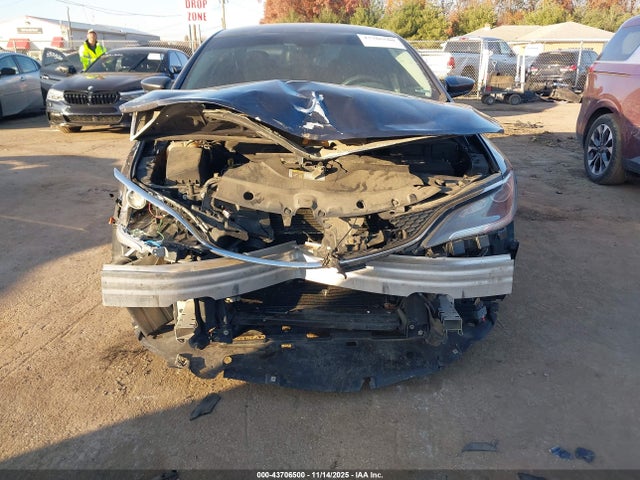 2015 Chrysler 200 Limited მანქანა იყიდება აუქციონზე, vin: 1C3CCCAB4FN751642, აუქციონის ნომერი: 43706500