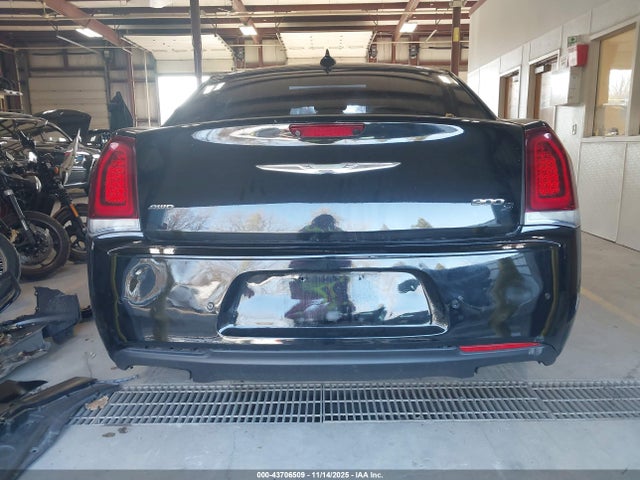 Aukcja sprzedaży 2016 Chrysler 300 300s, vin: 2C3CCAGGXGH261904, numer aukcji: 43706509