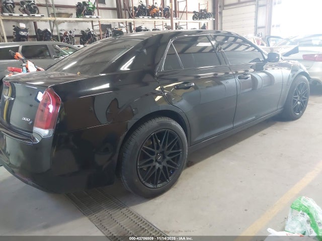 Aukcja sprzedaży 2016 Chrysler 300 300s, vin: 2C3CCAGGXGH261904, numer aukcji: 43706509