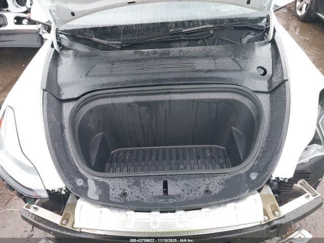 2023 TESLA MODEL Y 7SAYGDEF6PF810928 Photo 9