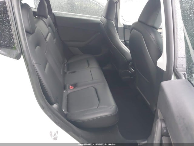 2023 TESLA MODEL Y 7SAYGDEF6PF810928 Photo 7
