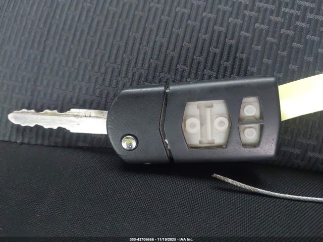 43706666 :رقم المزاد ، JM1BL1SF3A1222101 vin ، 2010 Mazda Mazda3 I Touring مزاد بيع