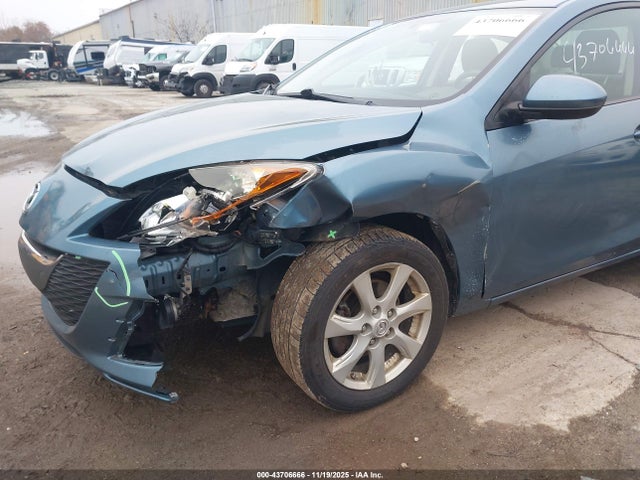 43706666 :رقم المزاد ، JM1BL1SF3A1222101 vin ، 2010 Mazda Mazda3 I Touring مزاد بيع