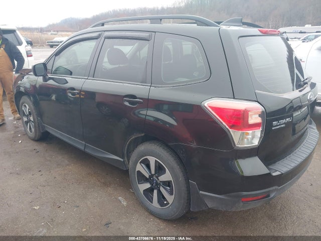 43706676 :رقم المزاد ، JF2SJABC6JH591409 vin ، 2018 Subaru Forester 2.5i مزاد بيع
