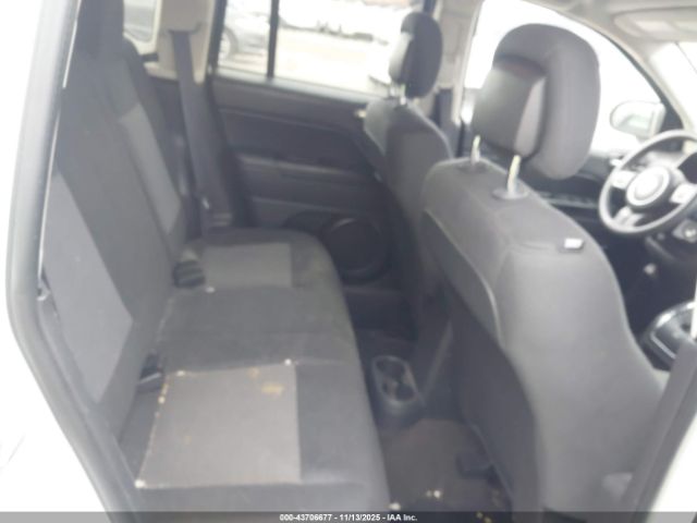 2014 JEEP COMPASS 1C4NJDBB5ED572240 Photo 7