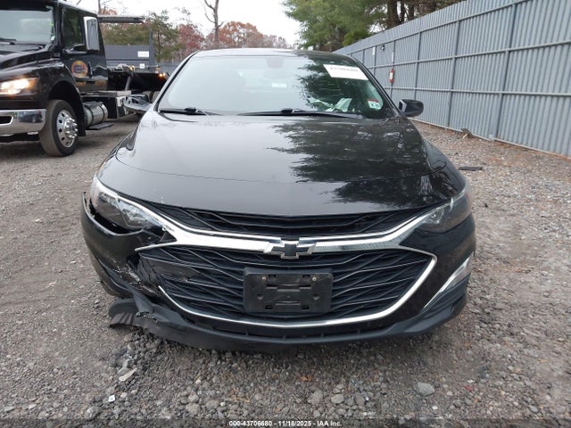 43706680 :رقم المزاد ، 1G1ZG5ST2LF098952 vin ، 2020 Chevrolet Malibu Fwd Rs مزاد بيع