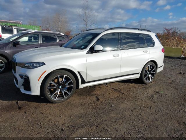 2022 BMW X7 5UXCW2C02N9M47322 Photo 1