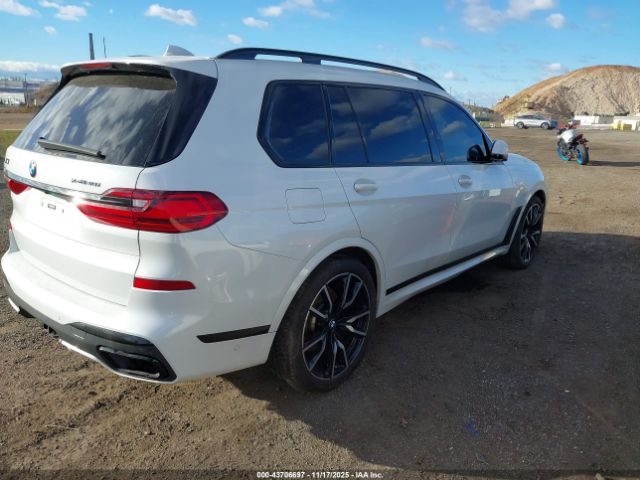 2022 BMW X7 5UXCW2C02N9M47322 Photo 3