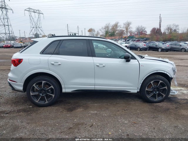 2025 Audi Q3 Premium 45 Tfsi S Line Quattro Tiptronic მანქანა იყიდება აუქციონზე, vin: WA1EECF33S1038727, აუქციონის ნომერი: 43706704
