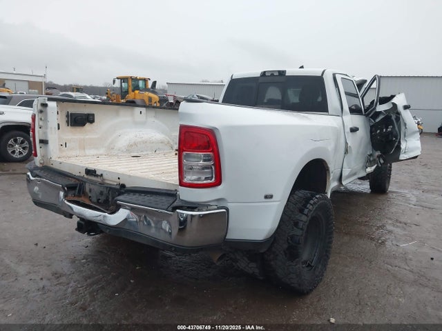 Продаж на аукціоні авто 2024 Ram 3500 Tradesman  4x4 8' Box, vin: 3C63RRGLXRG165710, номер лоту: 43706749