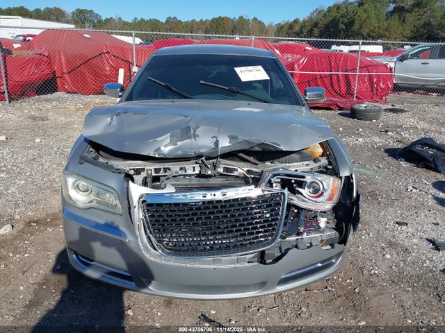 Chrysler 300 2014 2C3CCAAG1EH136294 Image 12