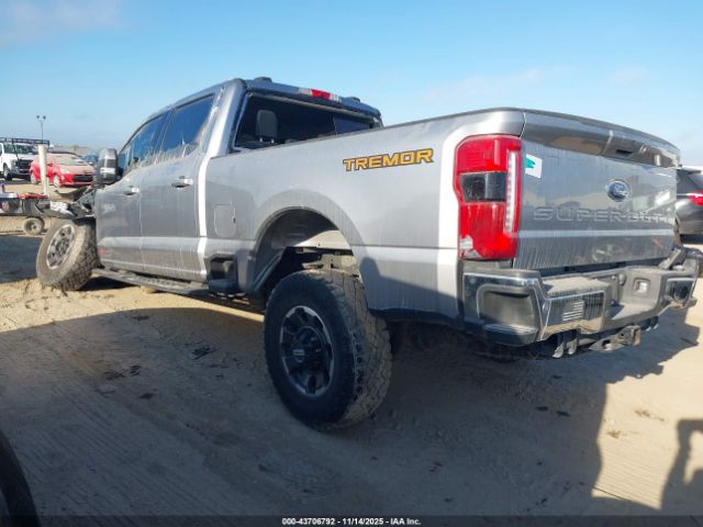 2023 FORD F-250 1FT8W2BM3PED53035 Photo 2