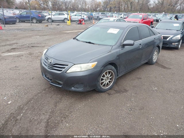 2011 TOYOTA CAMRY 4T1BF3EK5BU185964 Photo 1