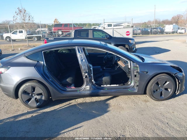 Tesla Model 3 Rear-wheel Drive 2023 5YJ3E1EA6PF641705 Image 13