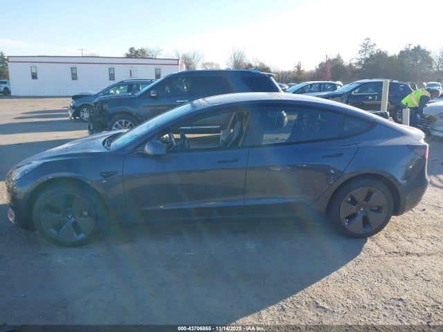 Tesla Model 3 Rear-wheel Drive 2023 5YJ3E1EA6PF641705 Image 14