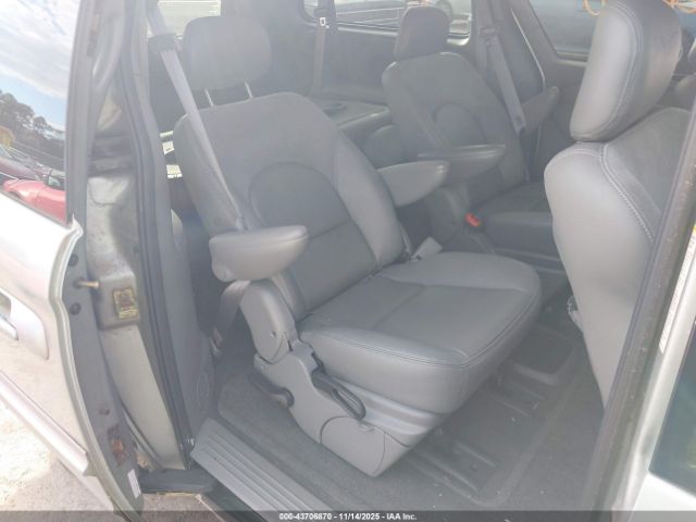 2004 CHRYSLER TOWN & COUNTRY 2C8GP64L64R544966 Photo 7