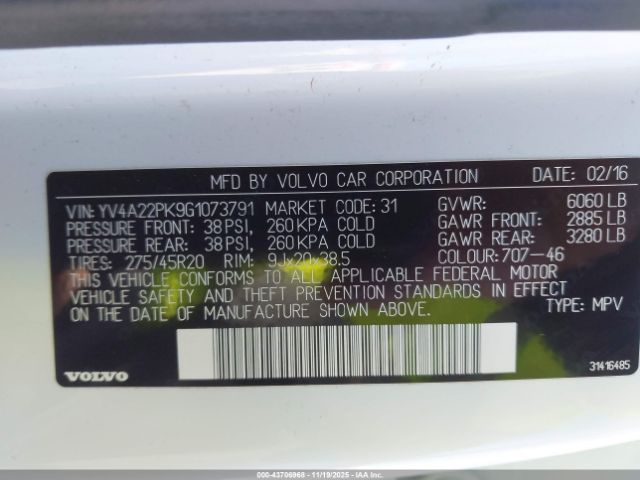 2016 VOLVO XC90 YV4A22PK9G1073791 Photo 8