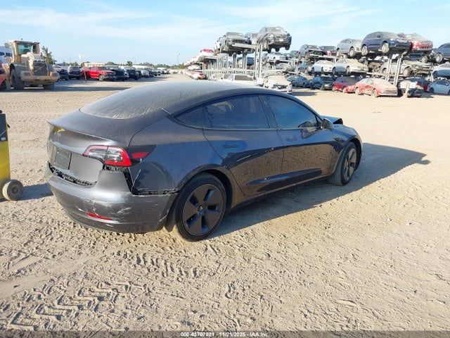 2023 TESLA MODEL 3 5YJ3E1EAXPF653792 Photo 3