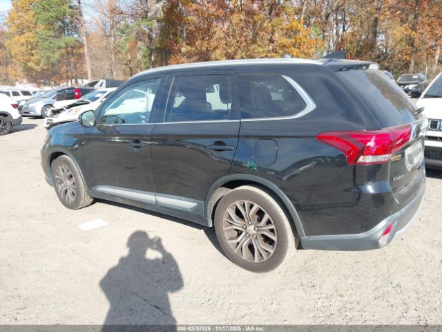 2017 MITSUBISHI OUTLANDER JA4AD3A31HZ053200 Photo 2