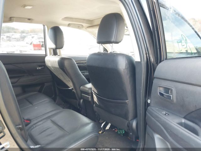 2017 MITSUBISHI OUTLANDER JA4AD3A31HZ053200 Photo 7