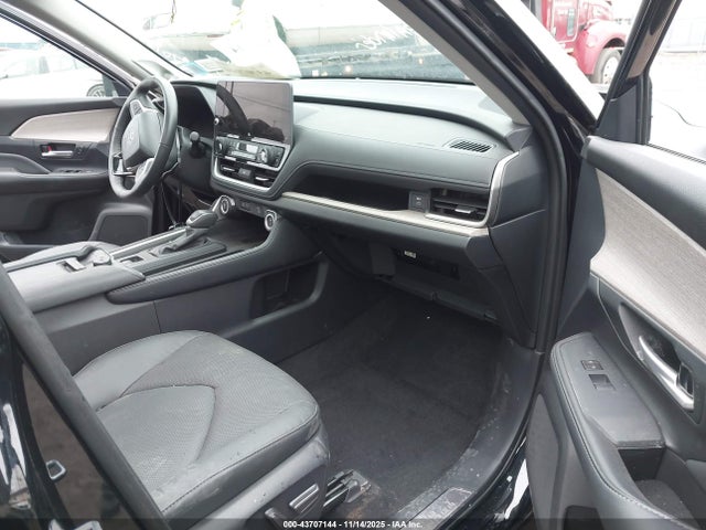 5TDAAAB53RS046156 Toyota Grand Highlander Platinum