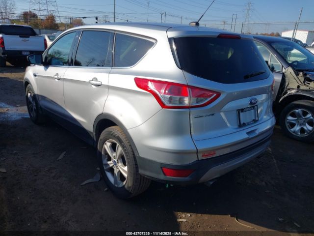 2015 FORD ESCAPE 1FMCU0G78FUC22772 Photo 2