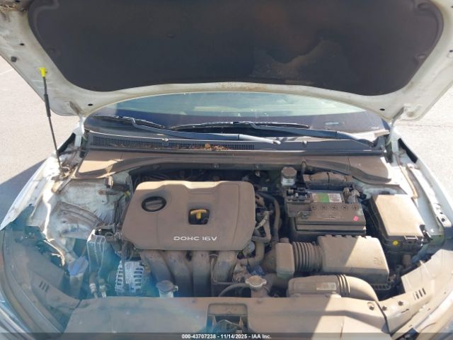 2019 HYUNDAI VELOSTER KMHTG6AFXKU012484 Photo 9