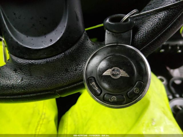 2012 MINI COOPER WMWSU3C55CT367904 Photo 10