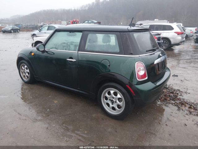 2012 MINI COOPER WMWSU3C55CT367904 Photo 2