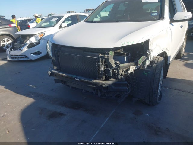 Продажа на аукционе авто 2015 Kia Sorento Lx, vin: 5XYKT3A61FG661365, номер лота: 43707279
