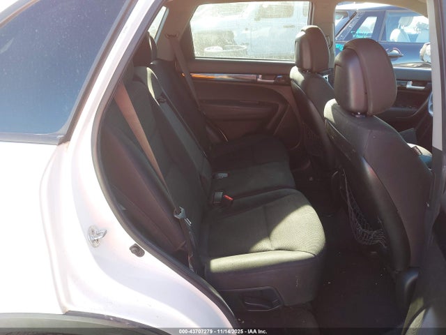 Продажа на аукционе авто 2015 Kia Sorento Lx, vin: 5XYKT3A61FG661365, номер лота: 43707279