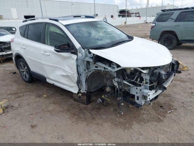 2018 TOYOTA RAV4 JTMWFREV0JJ164636