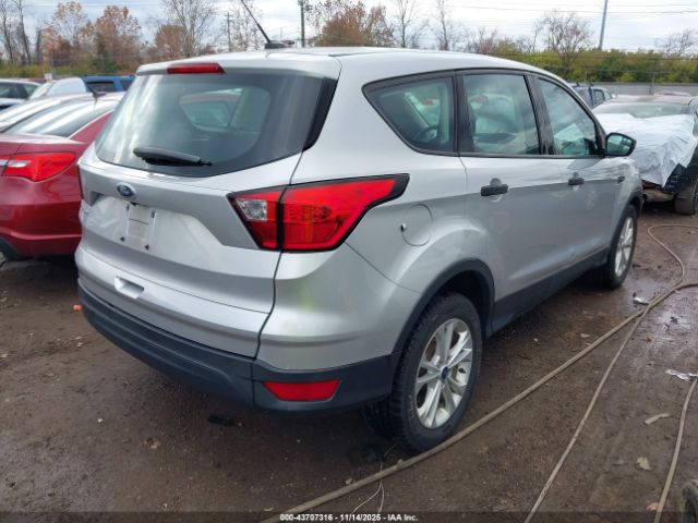 2019 FORD ESCAPE 1FMCU0F7XKUB76549 Photo 3